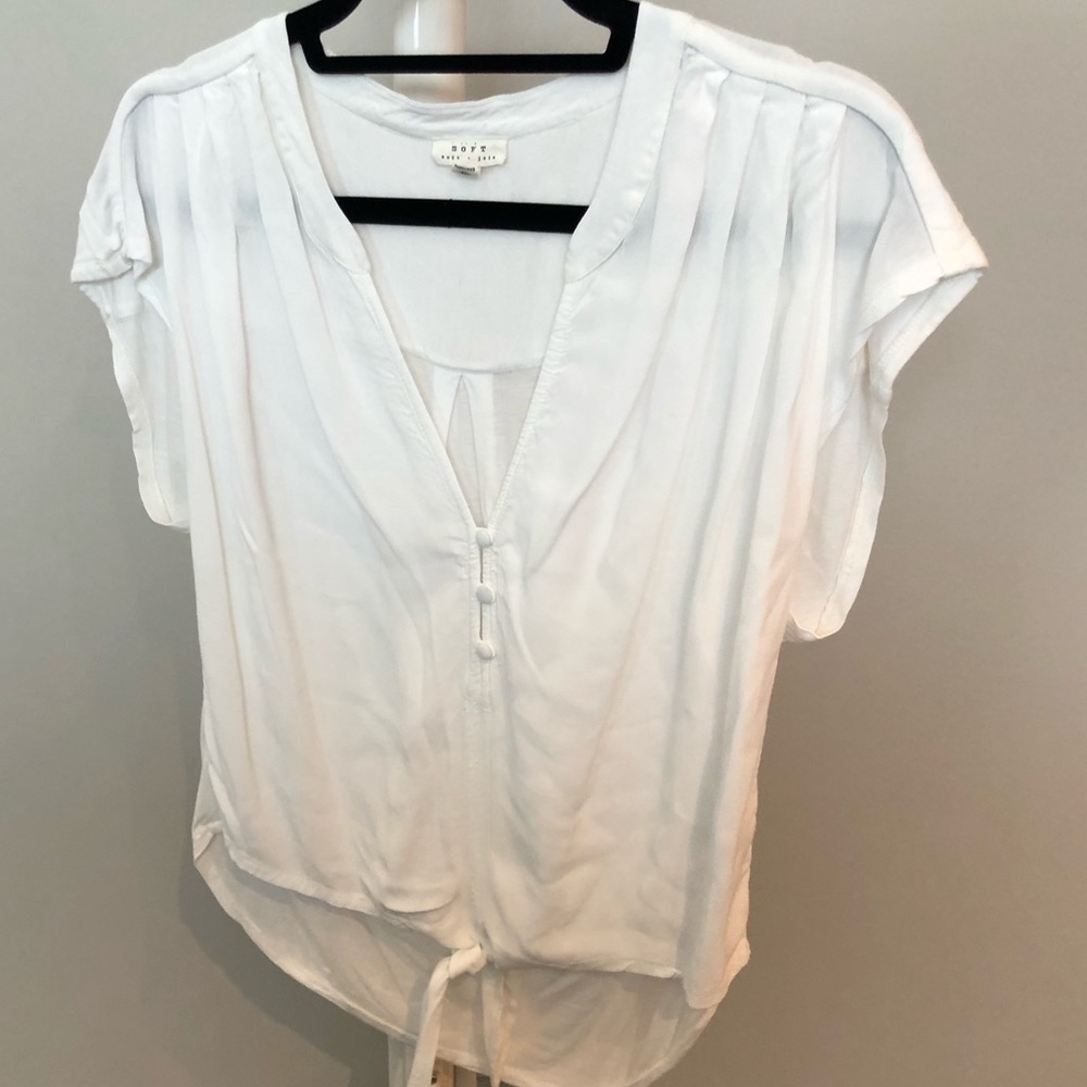 Joie SOFT Short Sleeve Blouse that Ties at Bottom